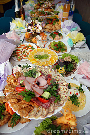 3377app：猪价猛涨难燃养猪补栏热情(图1)