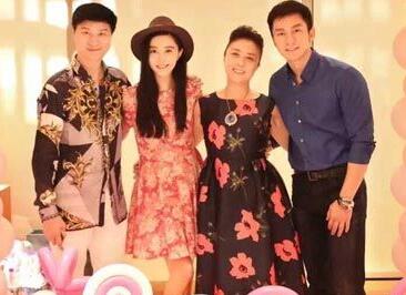 高校别出心裁组织大学生过网上女生节‘3377体育’(图2) 3377官网