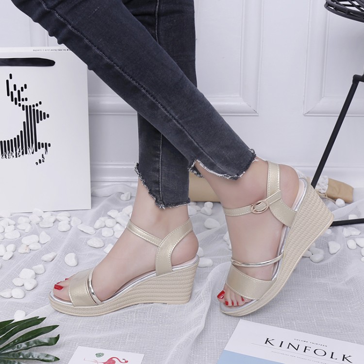 硬核!自己确诊未连累一个人!这名武汉大学生自我隔离38天!-3377app(图2) 3377官网