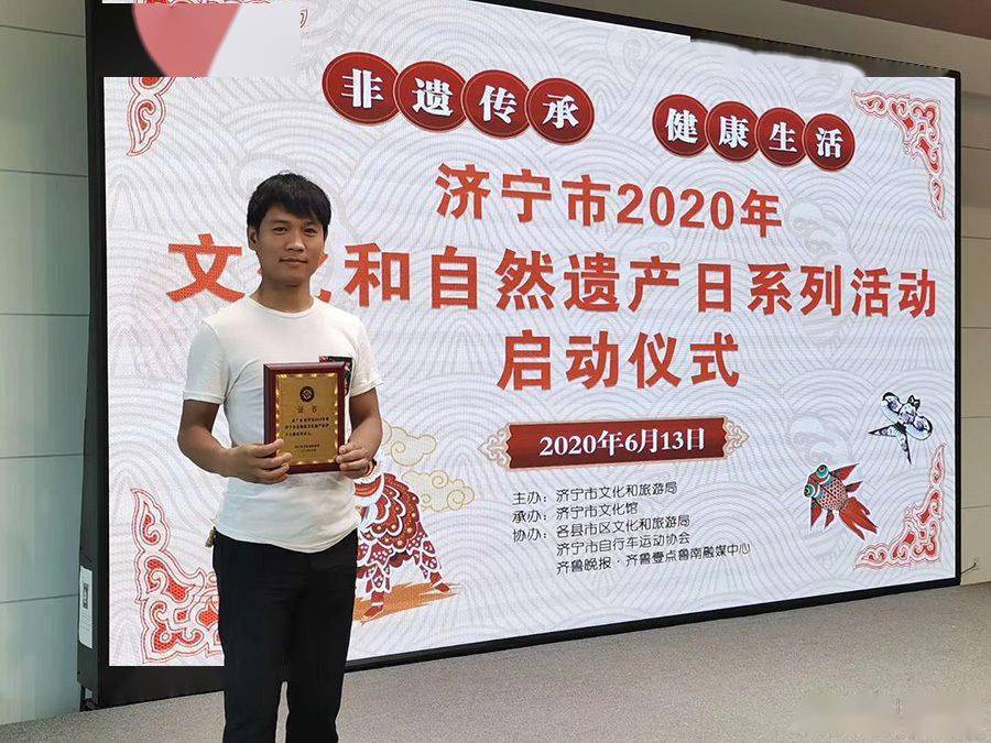 
两次创业贷款犹如“实时雨”小木雕做成了大工业‘3377官网’(图3)